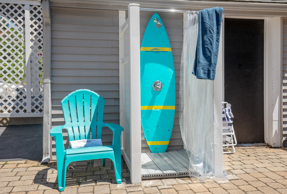 surfboard shower