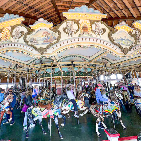 paragon carousel hull ma
